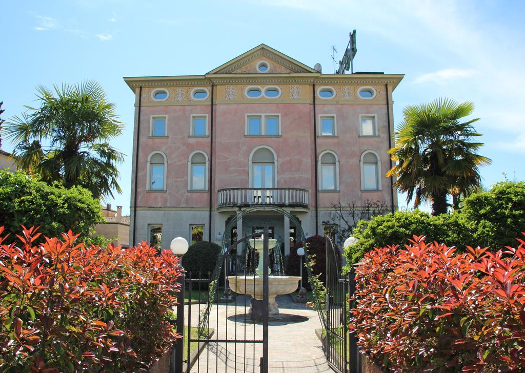 Park Hotel Villa Leon d'Oro Noventa di Piave Exterior foto